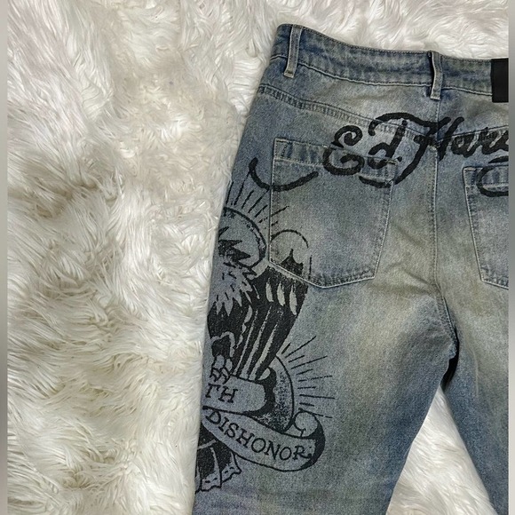 Ed Hardy Denim Jeans Tattoo Print Death Before Dishonor Distressed knees - Picture 6 of 13